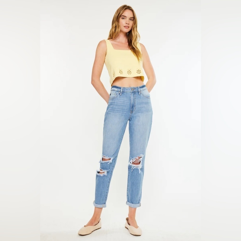 KanCan Bridget Ultra High Rise Mom Jeans distressed size 5 / 26 NWT boho chic